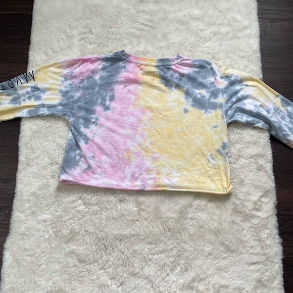🌻3/$15 Myrtle Beach Tye Dye Cropped Long Sleeve - Picture 2 of 3